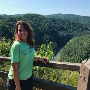 Meet your Posher, Ashlyn